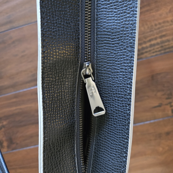 Etienne Aigner Stella Large Black 100% Leather Shoulder Tote Handbag - Picture 15 of 16